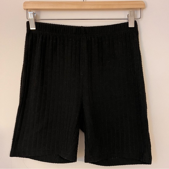 Shorts & Tee Set - Picture 3 of 4